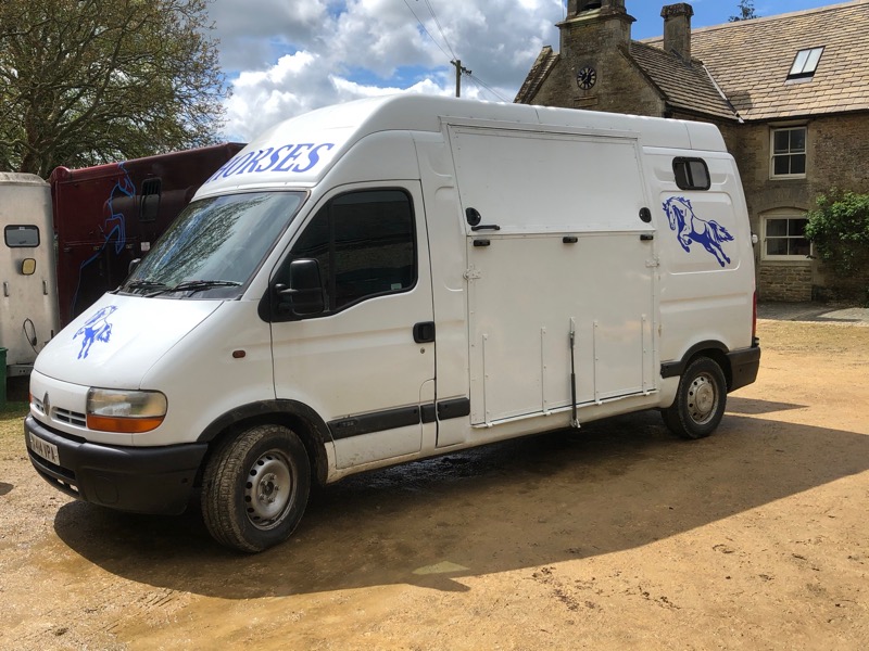 Renault Master Horse Box 