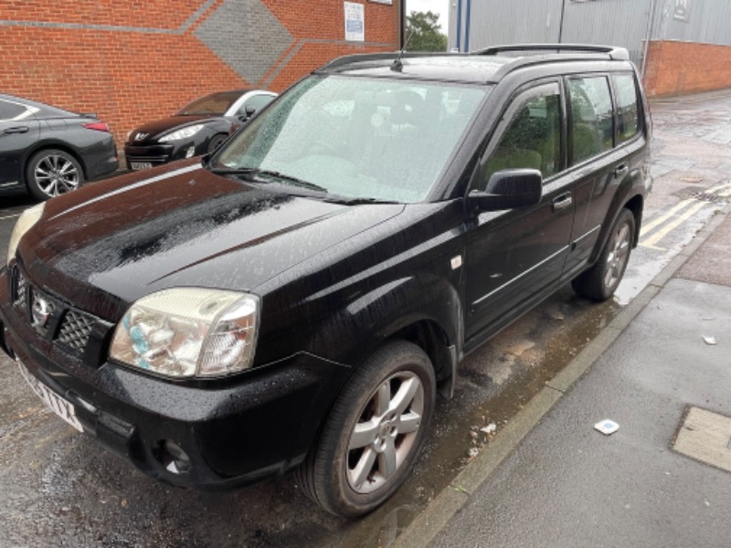 Nissan X Trail 