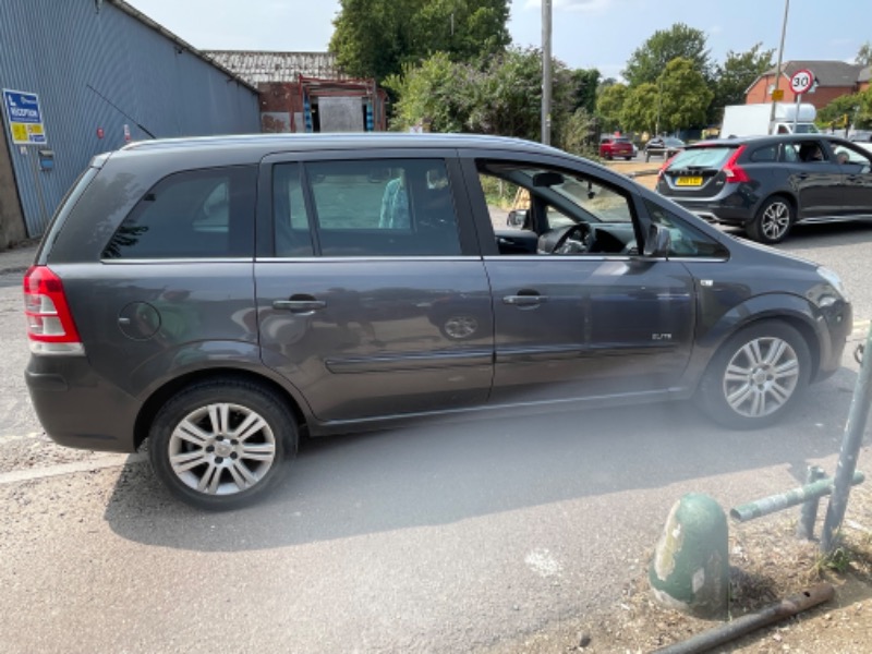Vauxhall Zafira 7 Seater Diesel with Leather Interior 7 Seats 